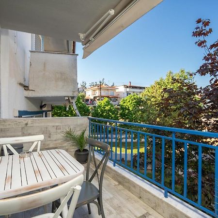 Family Apartment Zornitsa Néa Fókaia Екстериор снимка