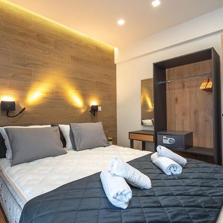 Family Apartment Zornitsa Néa Fókaia Екстериор снимка