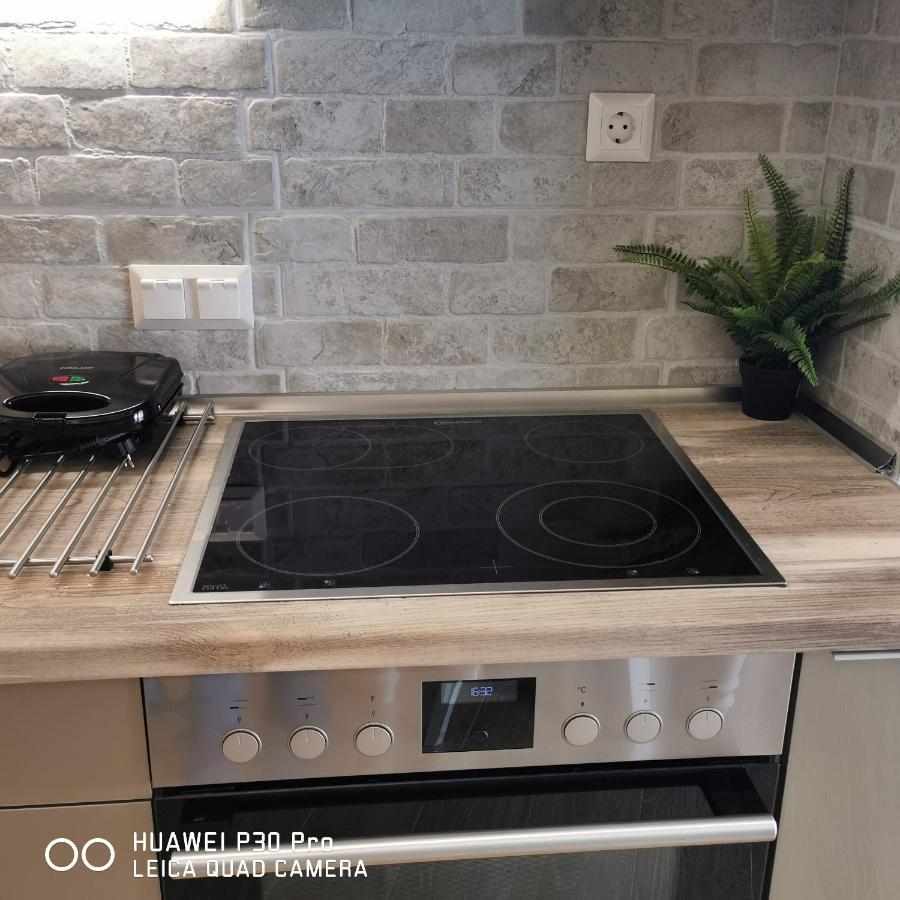 Family Apartment Zornitsa Néa Fókaia Екстериор снимка