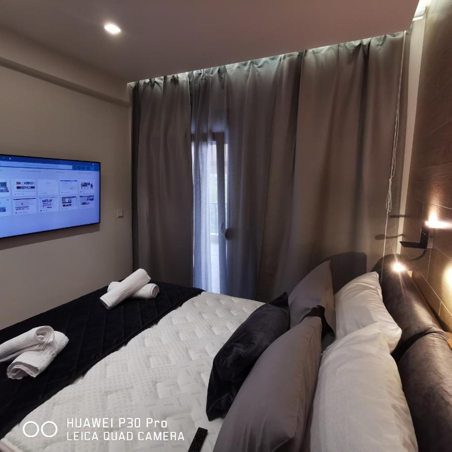 Family Apartment Zornitsa Néa Fókaia Екстериор снимка
