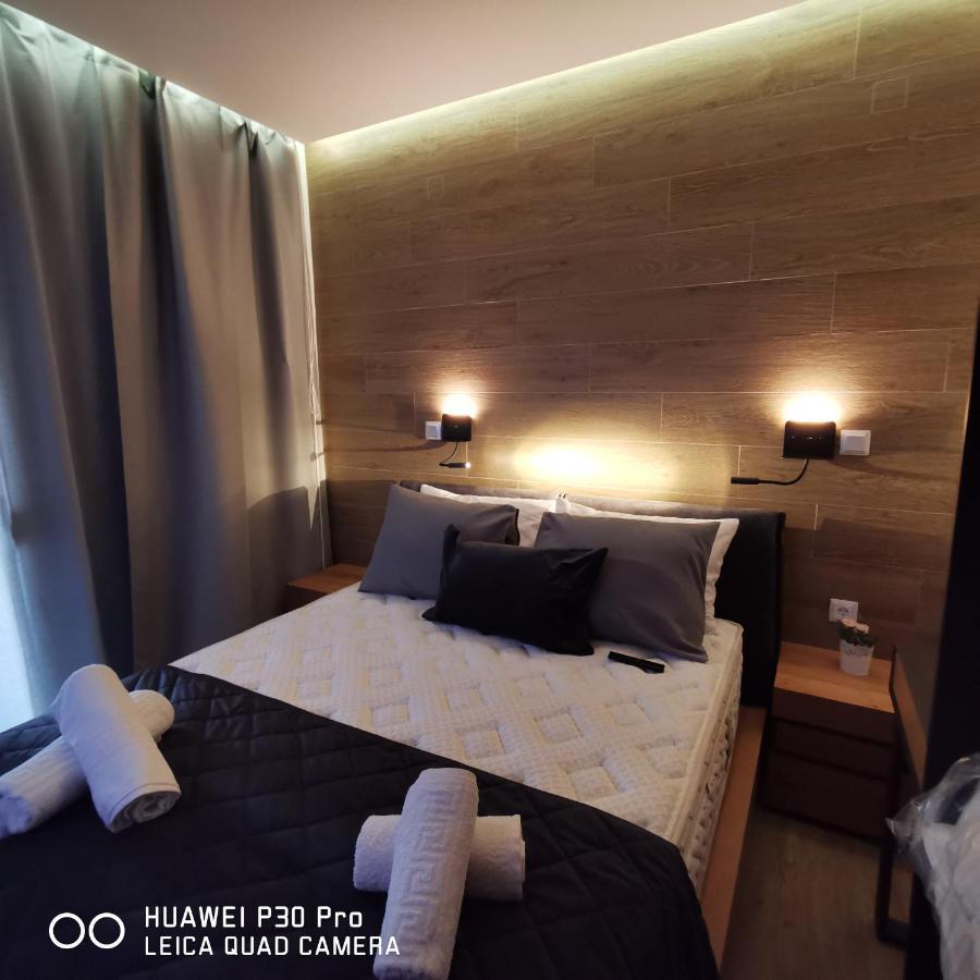 Family Apartment Zornitsa Néa Fókaia Екстериор снимка