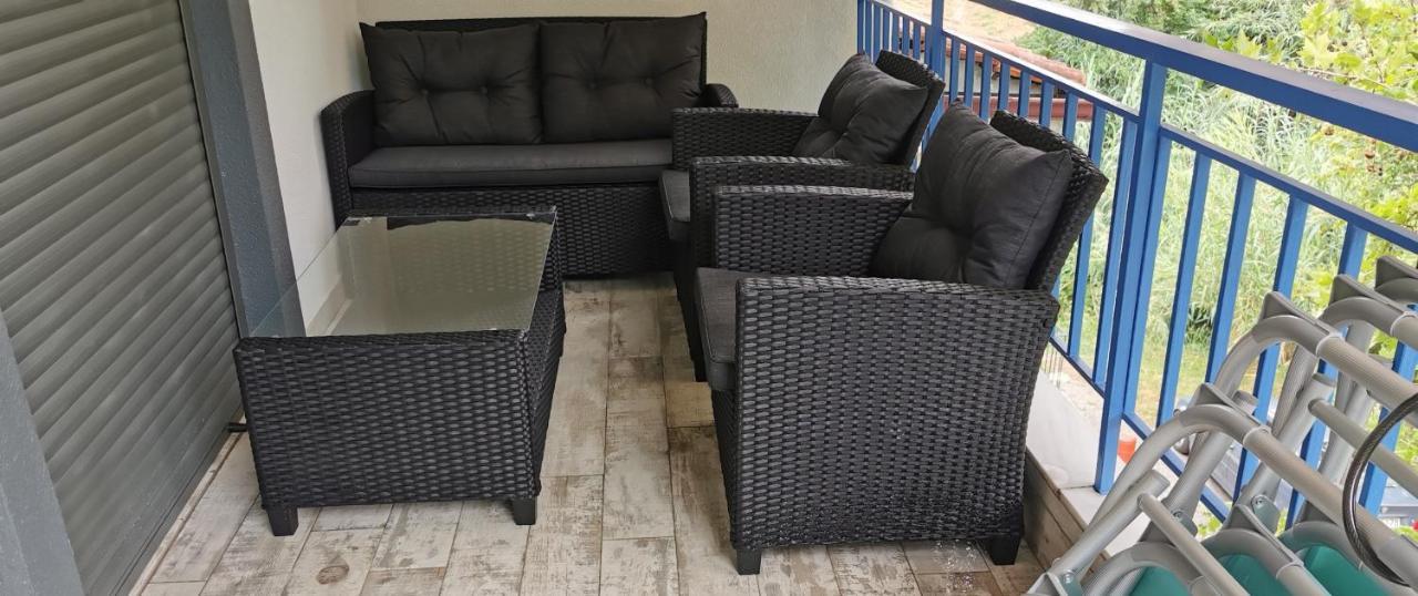 Family Apartment Zornitsa Néa Fókaia Екстериор снимка